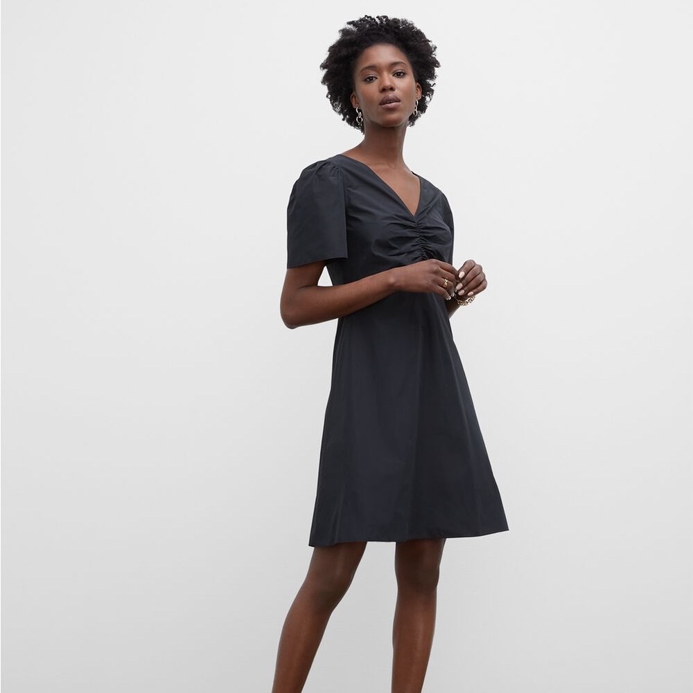 Club Monaco - Ruched Front Black Dress (Size 2)
